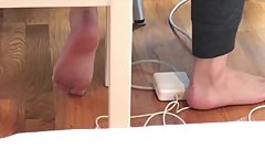 Shelly's Candid College Feet