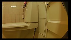 Spying sister in shower