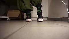 Taking off my stinky rasta Vans