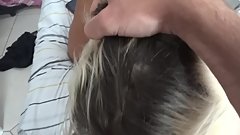 Novinha mamando tudo 18 aninhos na garganta deep