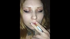 Ð‘ÑƒÑ…Ð°Ñ ÐºÑƒÑ€Ð¸Ñ‚ Ð² Ð²Ð°Ð½Ð½Ð¾Ð¹ (Elena Chicha)