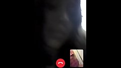 Linda puta se sorprende al ver mi verga por videollamada