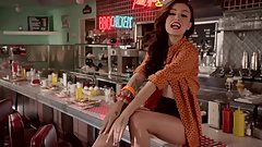Cher Lloyd - Want U Back (US Version) (Official Music Video).mp4