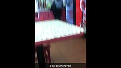 Honey dip! Candid booty Snapchat: xokendrick for more!