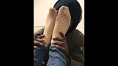 Instagram Foot Model gets her Feet & Nylons Worshiped Live