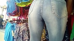 Candid 2 hot latina employees with big ass in jeans and leggings (no sound)