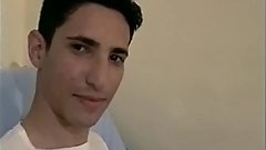 Un rencart avec une meuf en Ã©change d'une exhib branle devant son pote