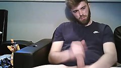 Young Teen Boy Wanks On Webcam And Cums on His Beard - MattThom98