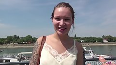 GERMAN SCOUT - 19 Jahre alte Studentin Mia bei Model Casting ANAL gefickt