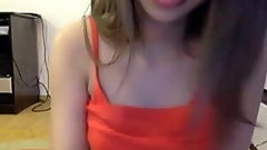 amateur ellamilano flashing ass on live webcam