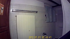 Michele heimlich im Bad gefilmt