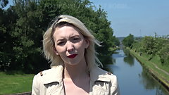 Bobbi - Exploring the canals of Dudley - 4K Video